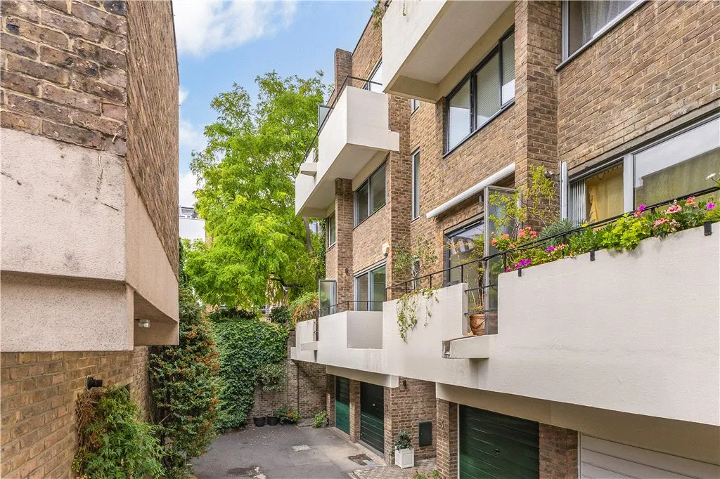 Shaftesbury Mews, London, W8 6, photo 26