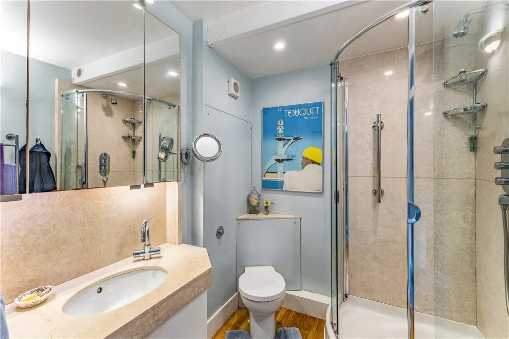 Shaftesbury Mews, London, W8 6, photo 21
