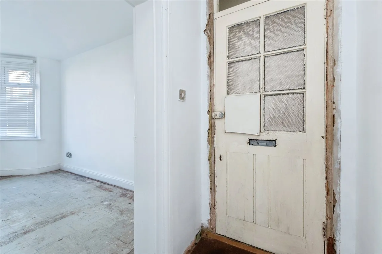 Burleigh Road, Bournemouth, BH6, photo 5