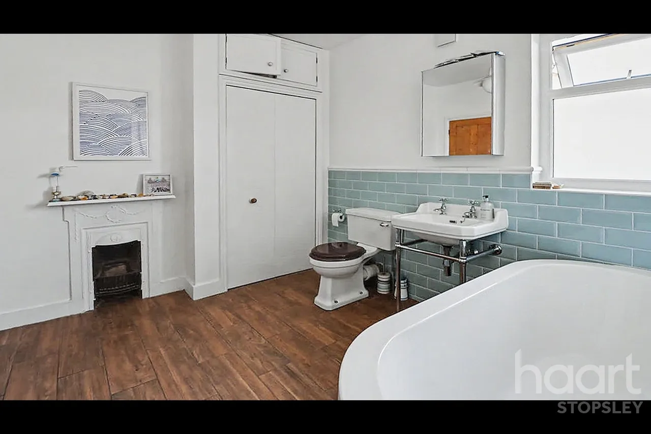 Park Road, Westoning Village, MK45, photo 18