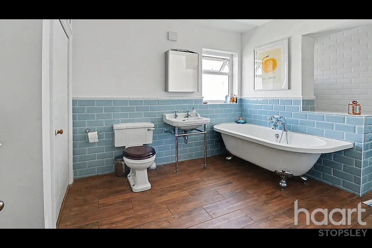 Park Road, Westoning Village, MK45, photo 15
