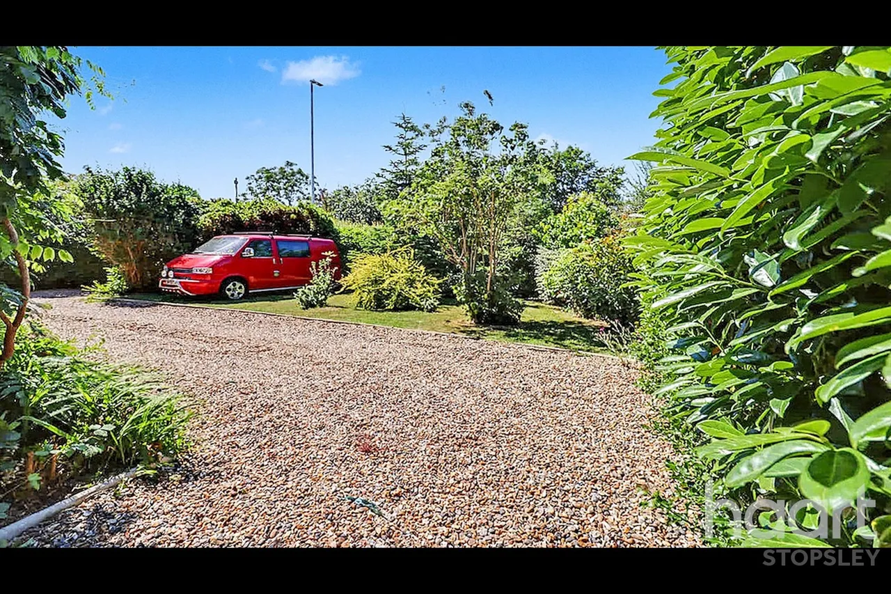 Park Road, Westoning Village, MK45, photo 28