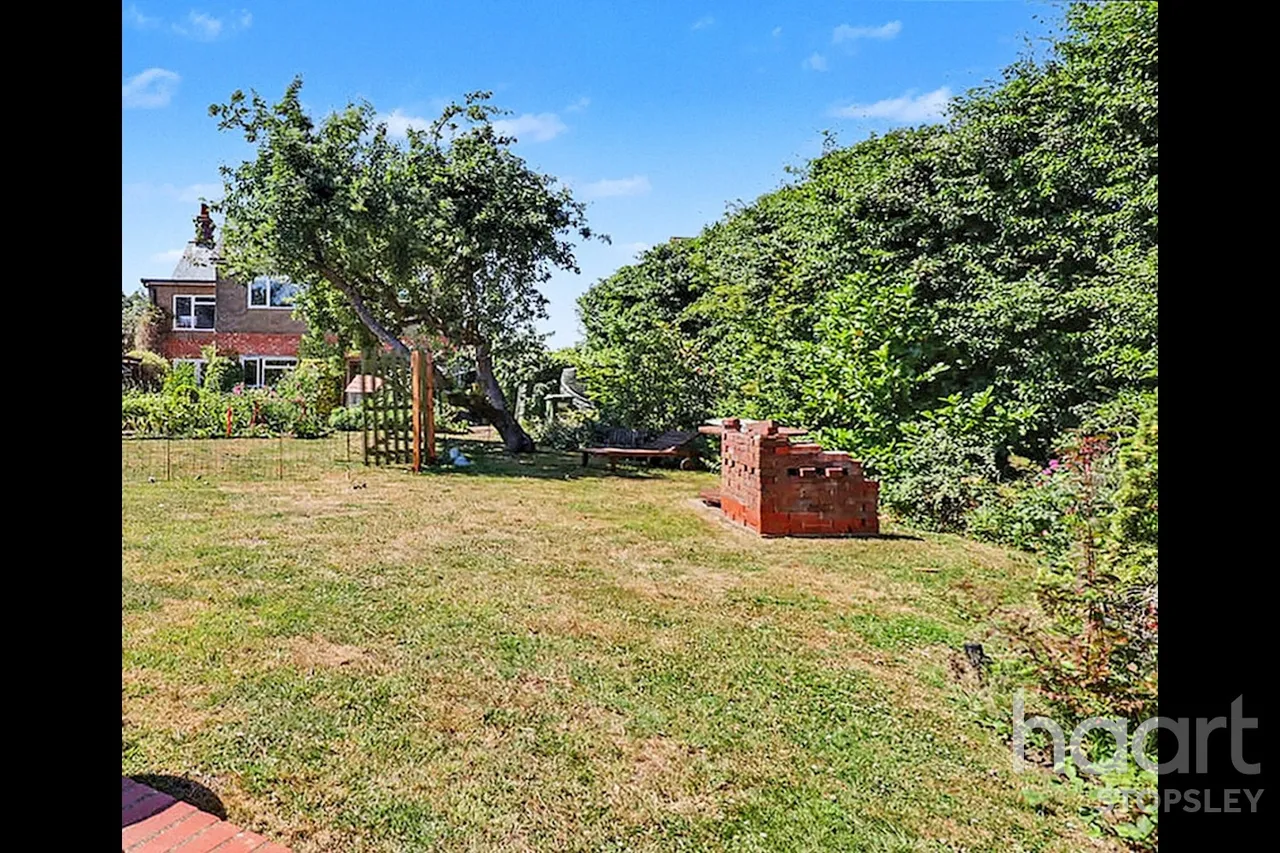 Park Road, Westoning Village, MK45, photo 33