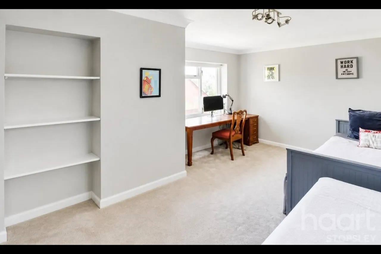 Park Road, Westoning Village, MK45, photo 24