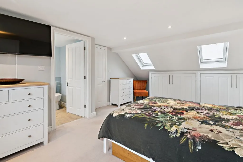 Laburnum Close, Marlow SL7 3LF, photo 13