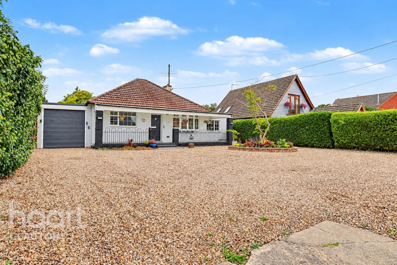 4 bed house for sale, Thorpe Road, Frinton-On-Sea, CO13