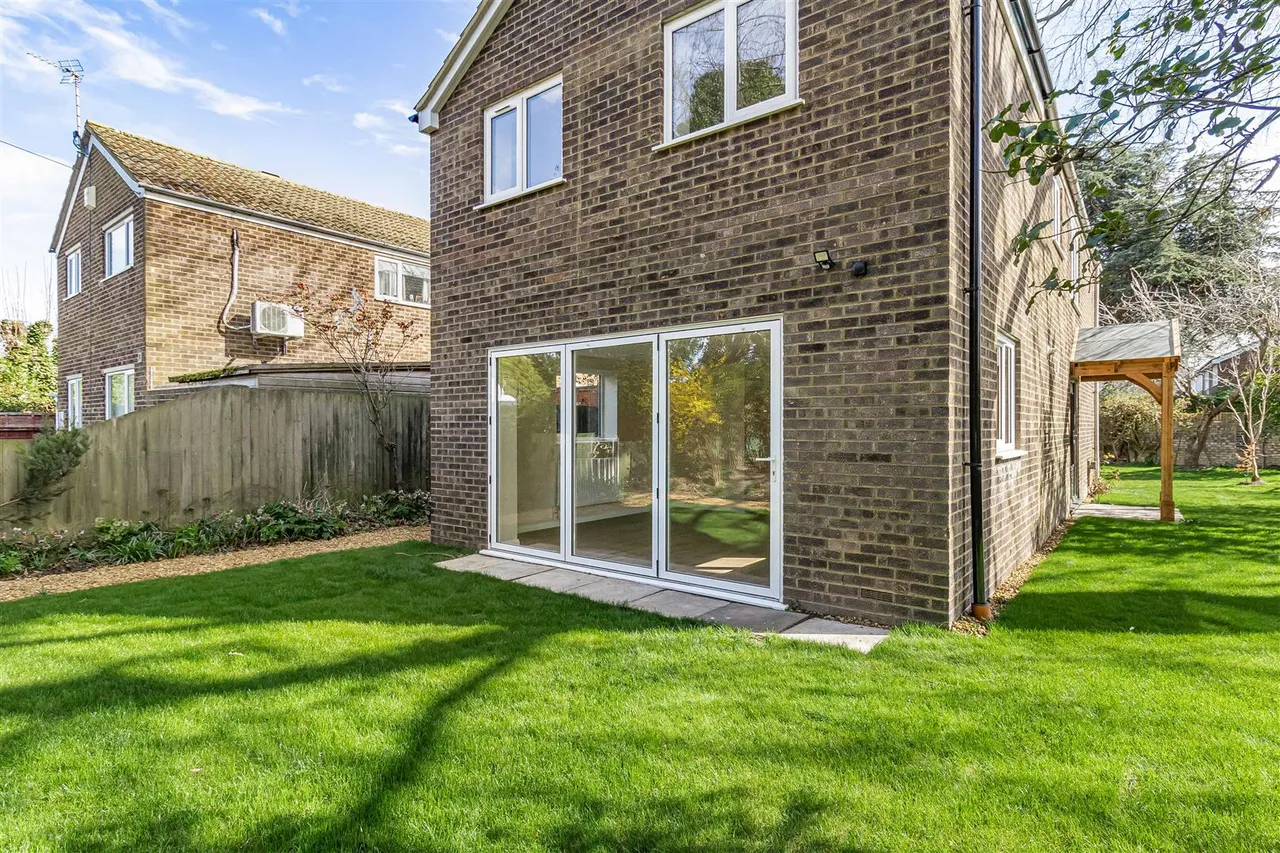 The Limes, Harston, CB22, photo 24