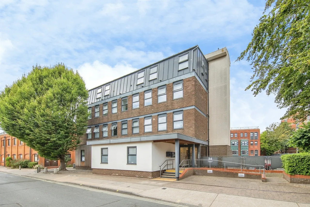 1 bed flat for sale — Foundation Street, Ipswich