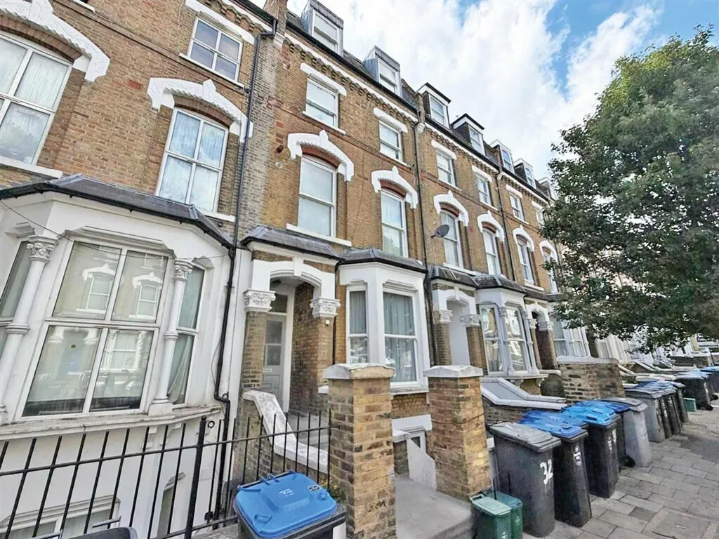 1 bed flat for sale — St. Julians Road, London