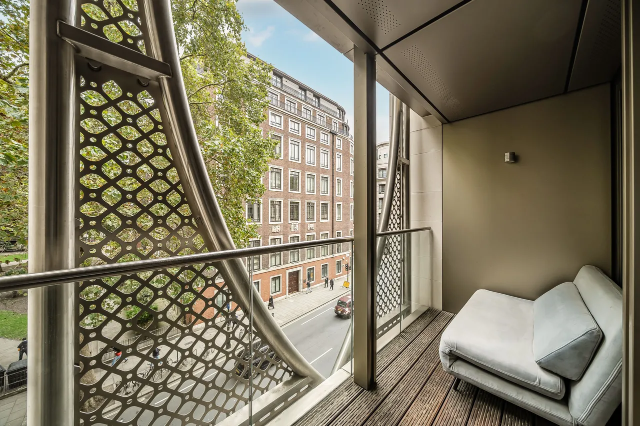 Horseferry Road, SW1P, photo 4