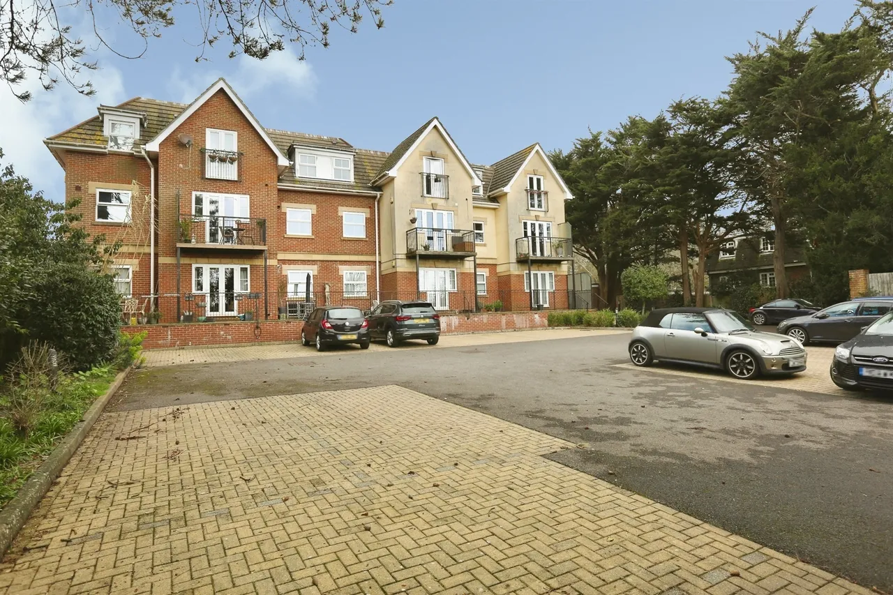 The Avenue, Fareham, PO14, photo 20
