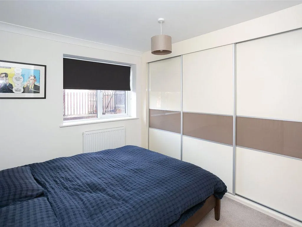 Whippendell Road, Watford, WD18, photo 16