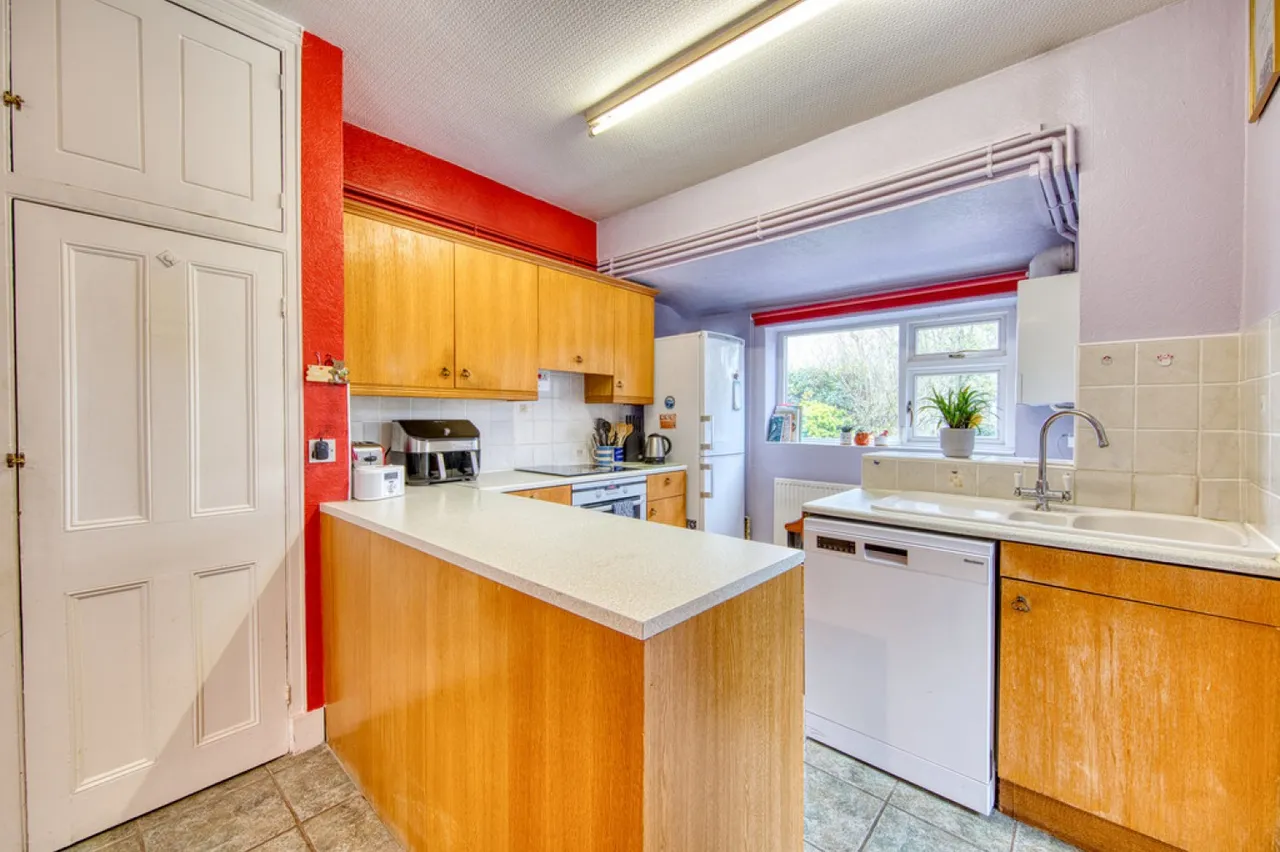 Dover Road, Aldersbrook, photo 10