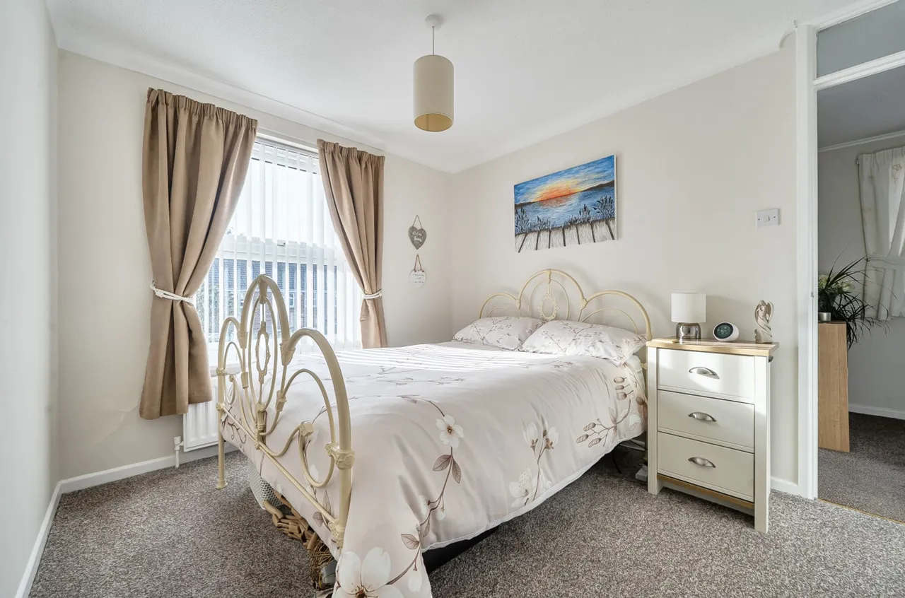 Marlborough Close, Chichester, PO19, photo 14