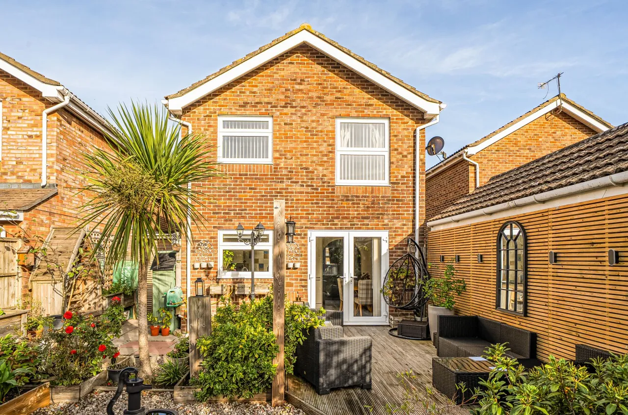 Marlborough Close, Chichester, PO19, photo 10