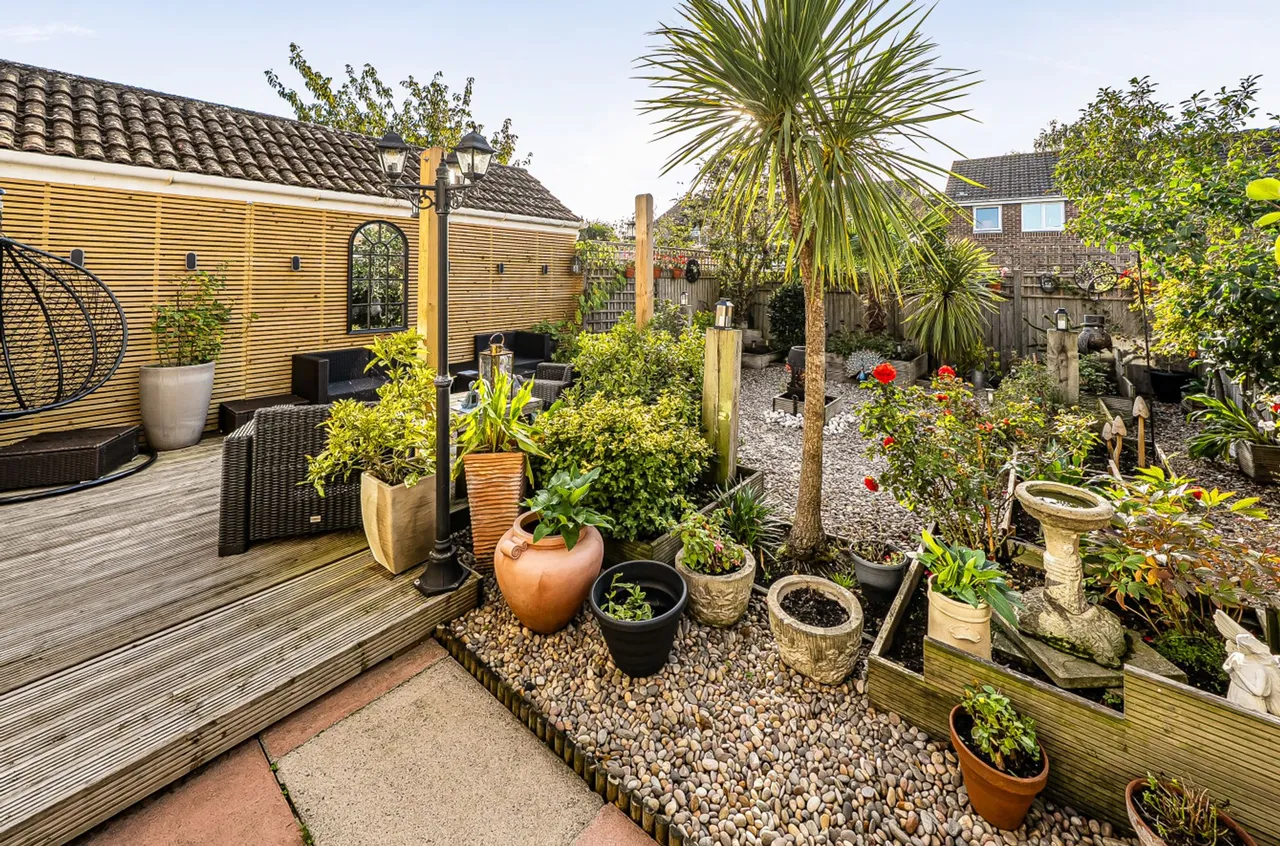 Marlborough Close, Chichester, PO19, photo 4