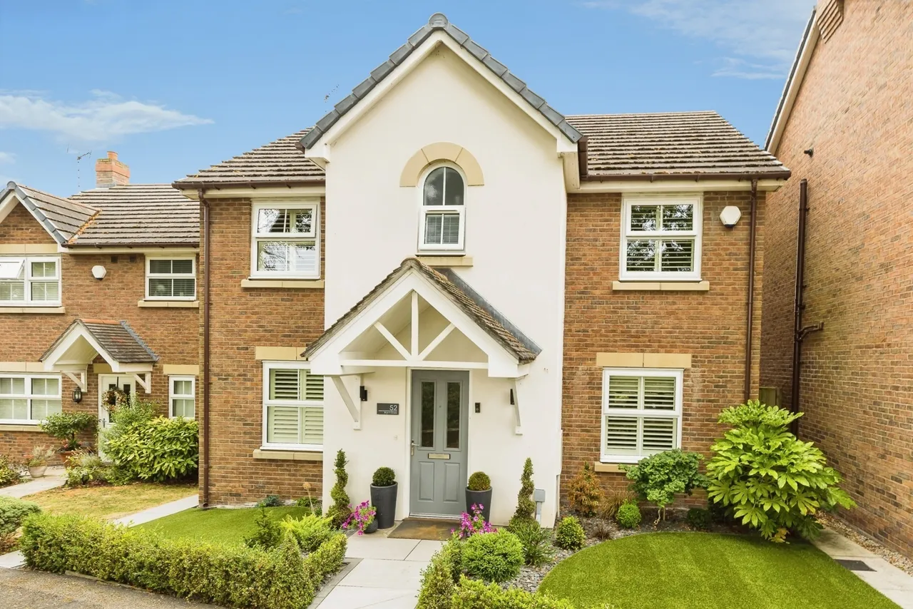 3 bed house for sale, Bryn Y Groes, Gresford, LL12