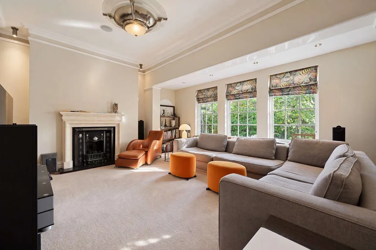 Paines Lane, Harrow, HA5, photo 3