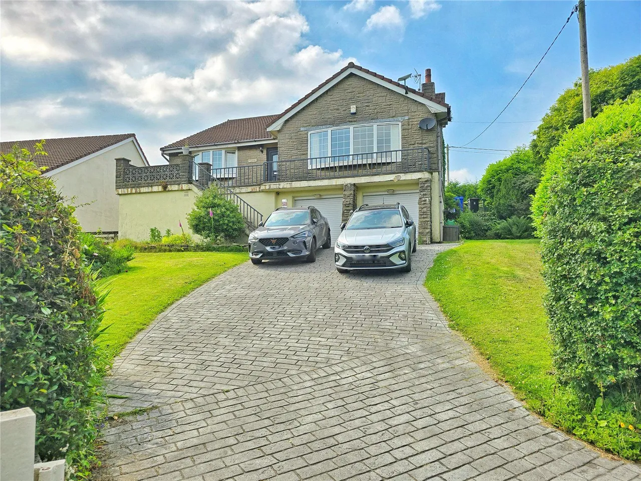 5 bed house for sale, Tong Lane, Bacup, OL13