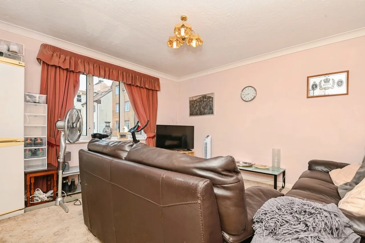 West Road, Clacton-on-Sea, Essex, CO15, photo 4