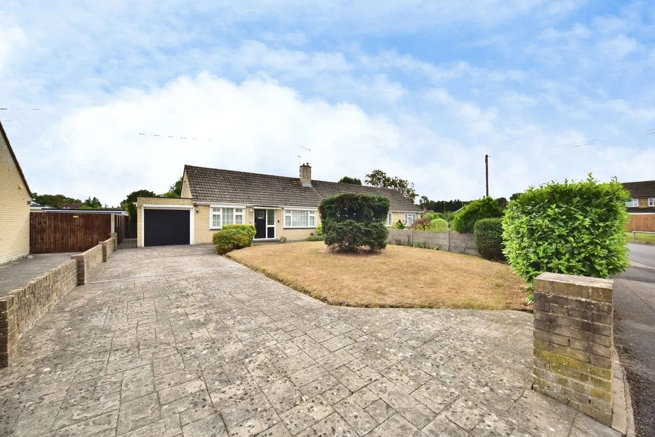 2 bed house for sale — Wrangleden Road, Maidstone, Kent, ME15