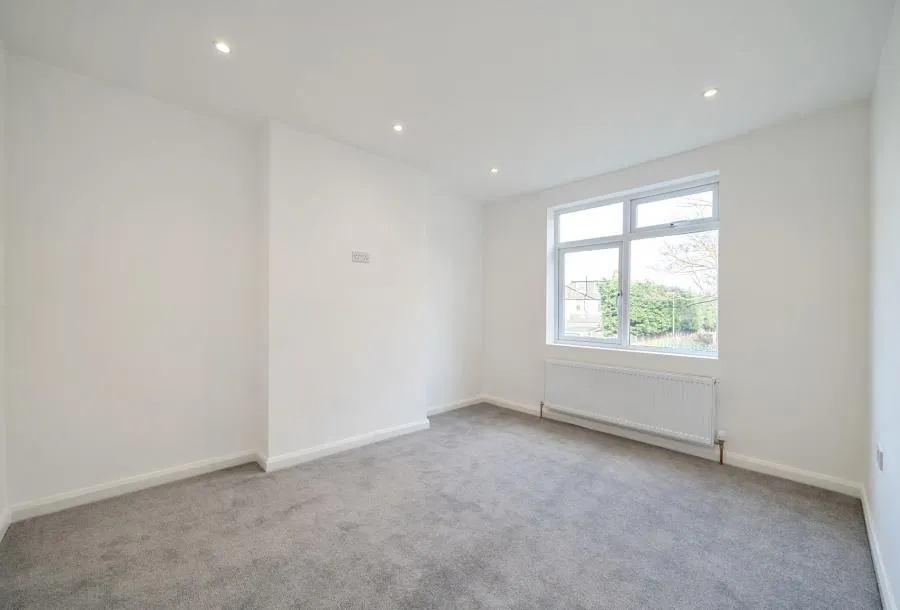 Lammas Avenue, Mitcham, CR4, photo 9