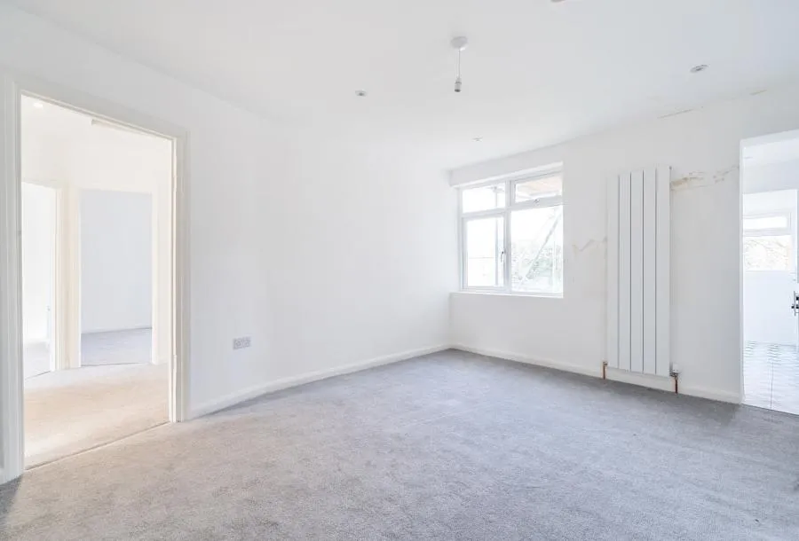 Lammas Avenue, Mitcham, CR4, photo 7