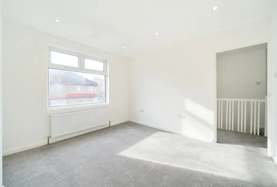 Lammas Avenue, Mitcham, CR4, photo 8