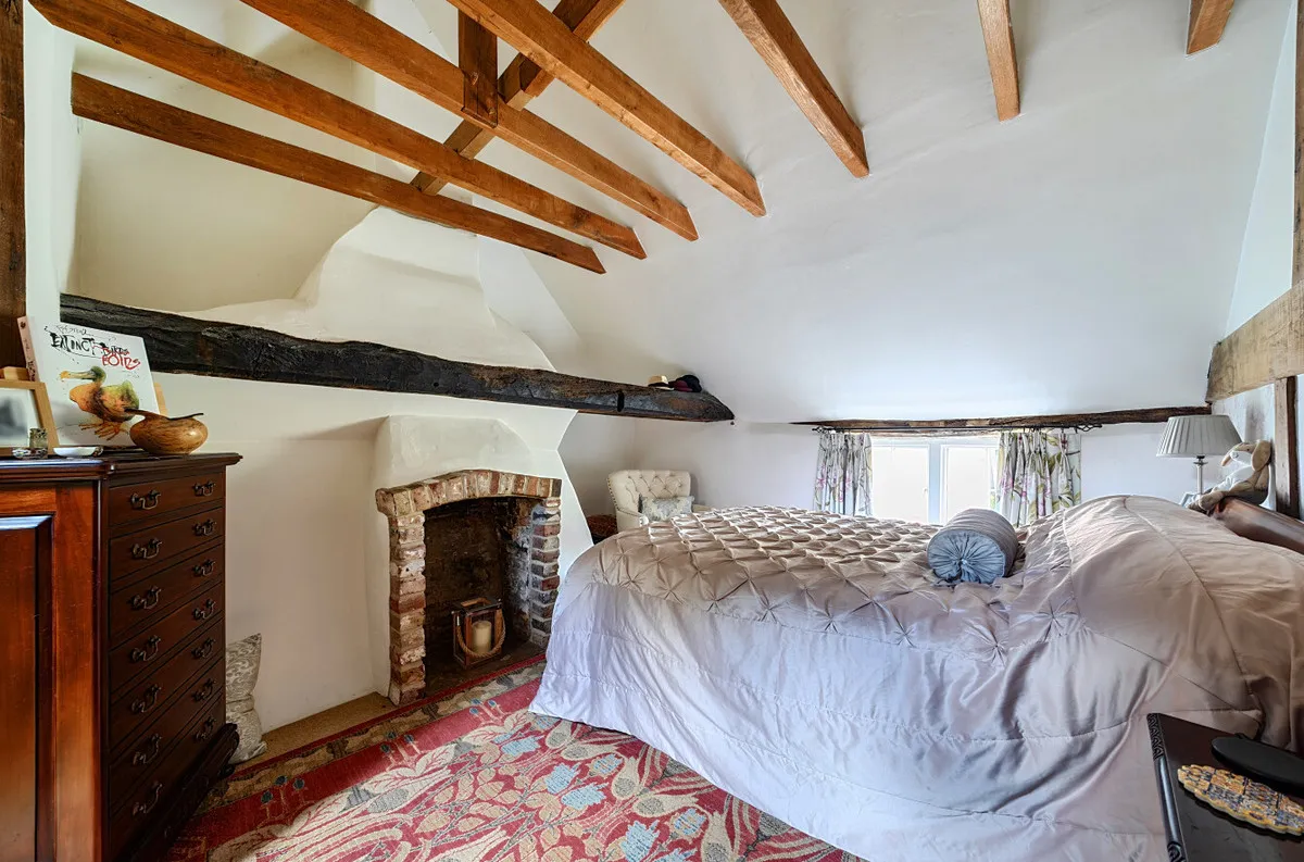 West Chiltington, RH20, photo 13