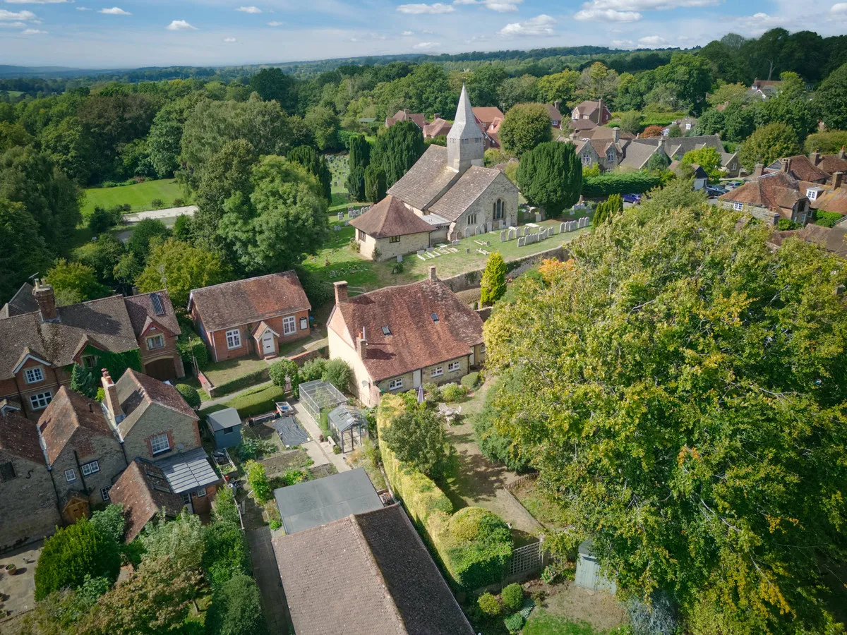 West Chiltington, RH20, photo 18