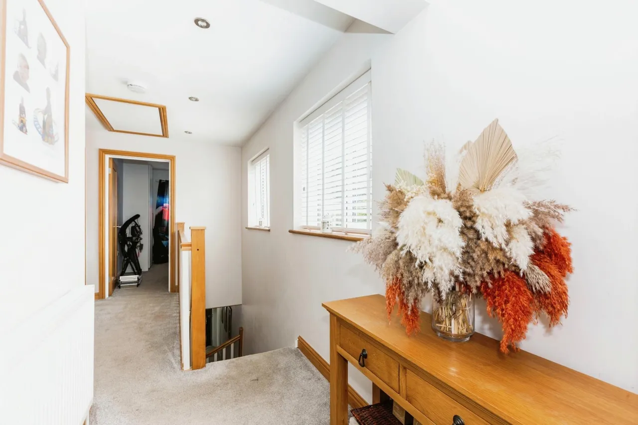 Beaconsfield Way, Sketty, Swansea, SA2, photo 10