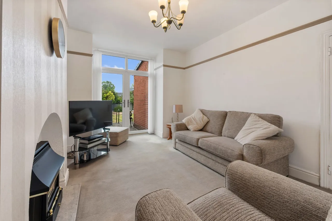 Kiln Lane, Dentons Green, WA10, photo 5