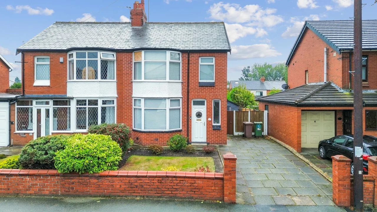 Kiln Lane, Dentons Green, WA10, photo 29