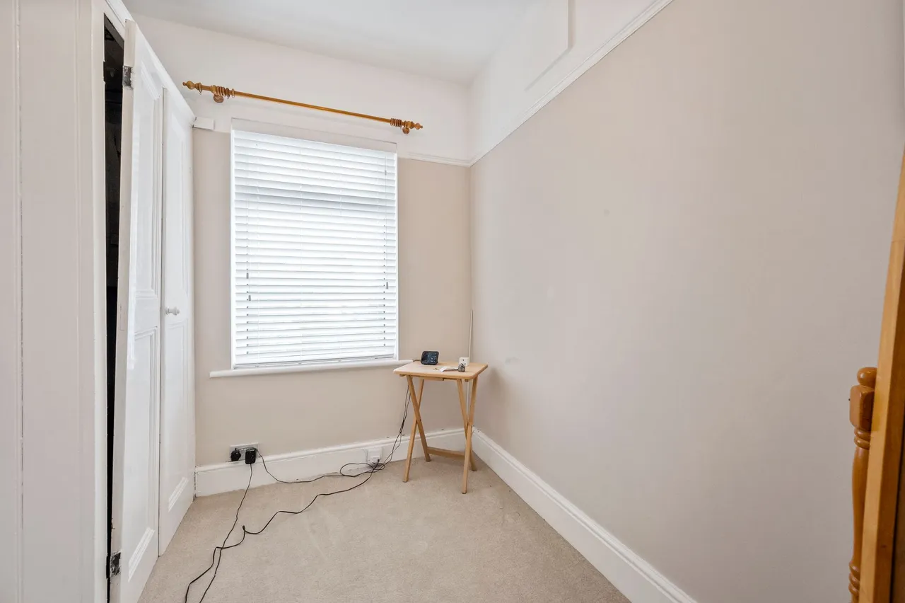 Kiln Lane, Dentons Green, WA10, photo 15