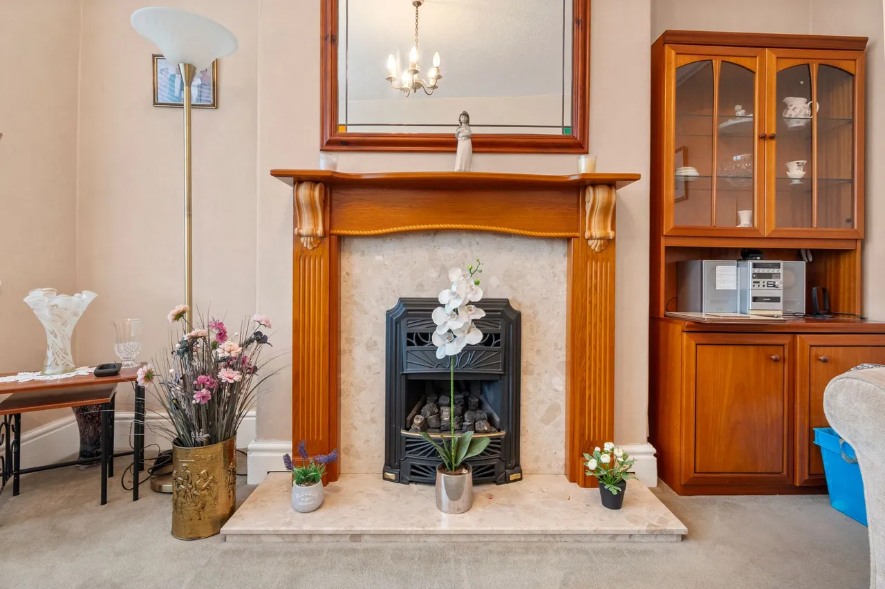 Kiln Lane, Dentons Green, WA10, photo 3