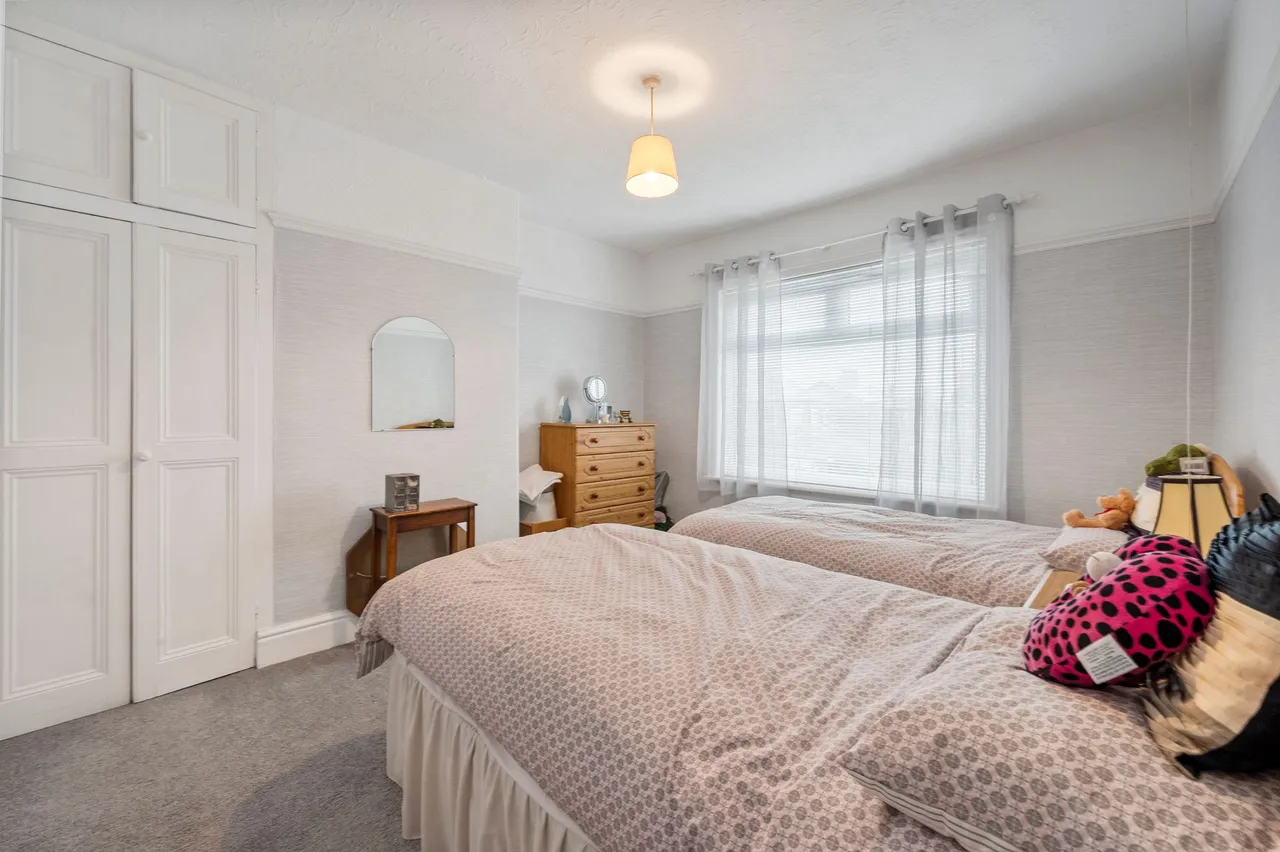 Kiln Lane, Dentons Green, WA10, photo 13