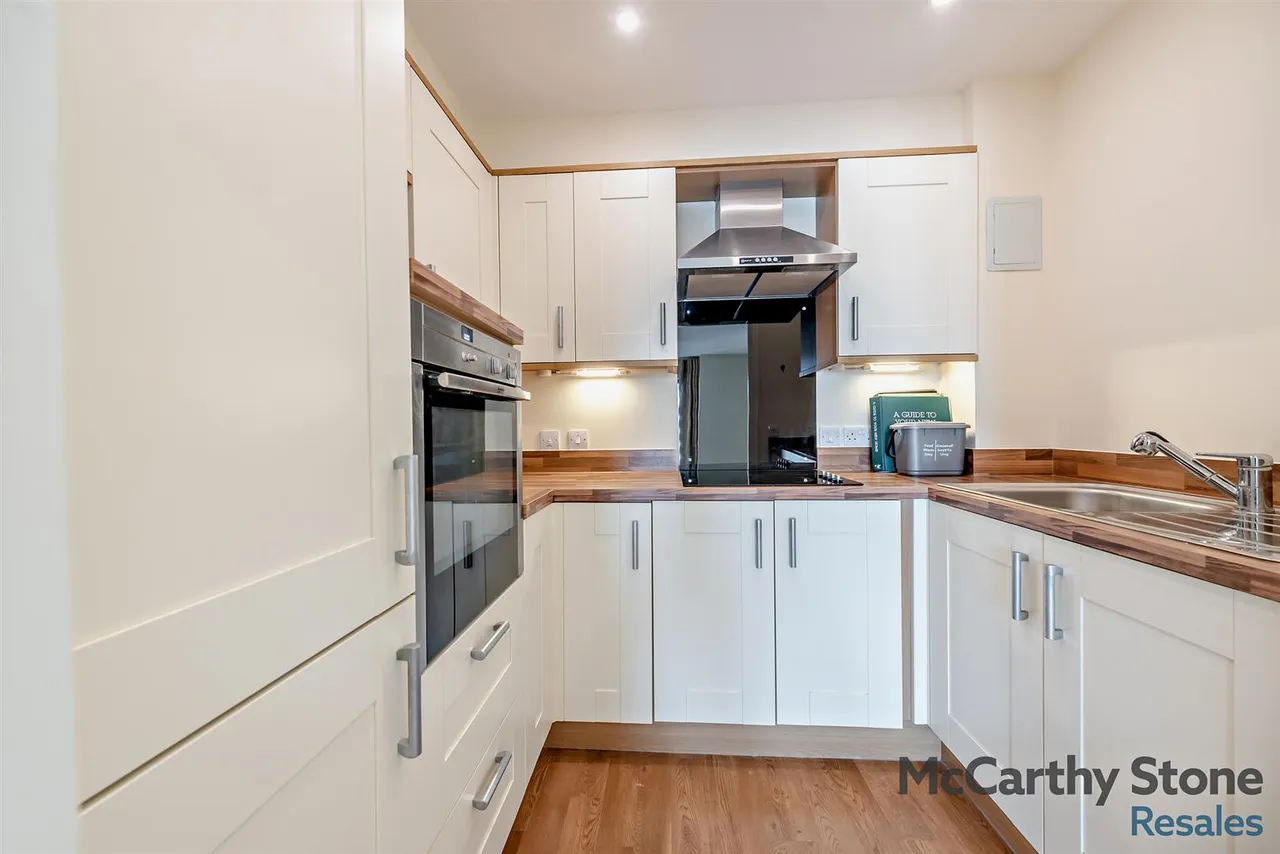White Lion Street, Tenby, SA70, photo 6