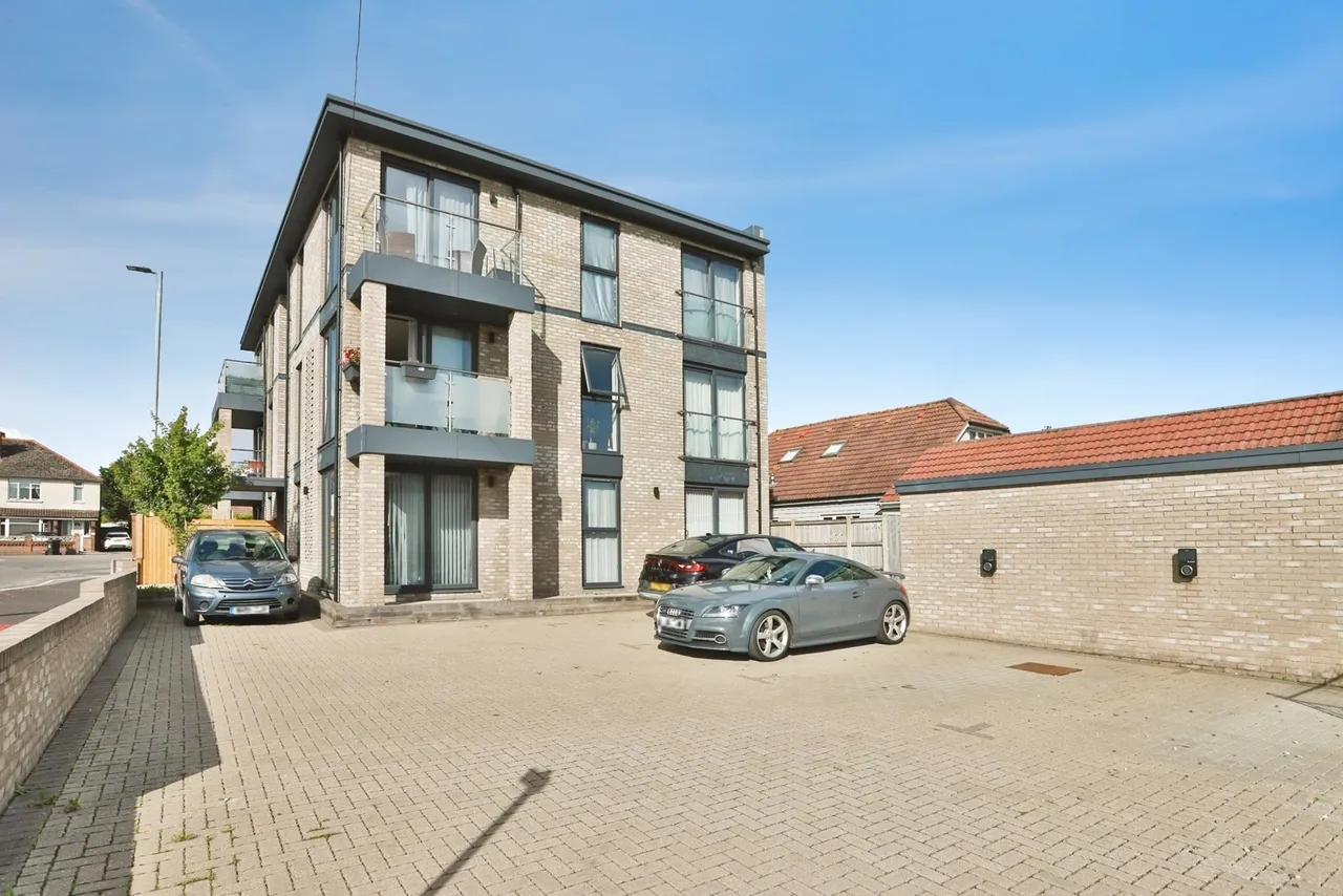 Ringwood Road, Poole, BH12, photo 16