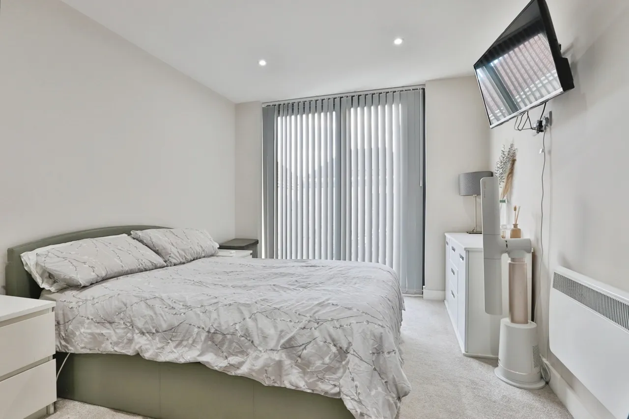 Ringwood Road, Poole, BH12, photo 11