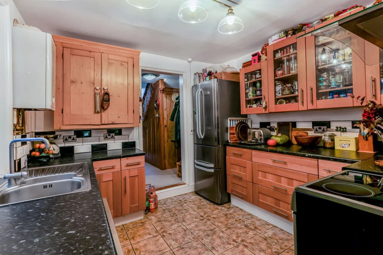 R L Stevenson Avenue, Bournemouth, photo 9