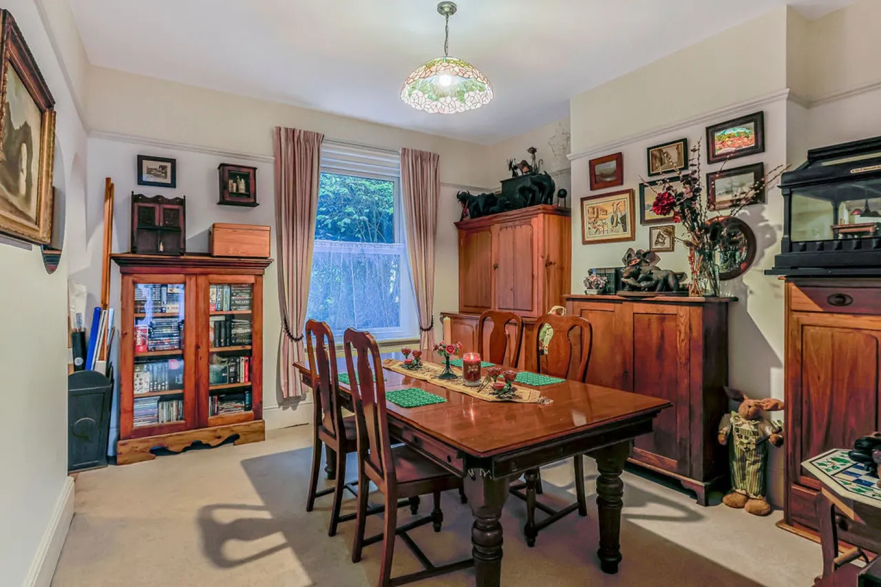 R L Stevenson Avenue, Bournemouth, photo 8