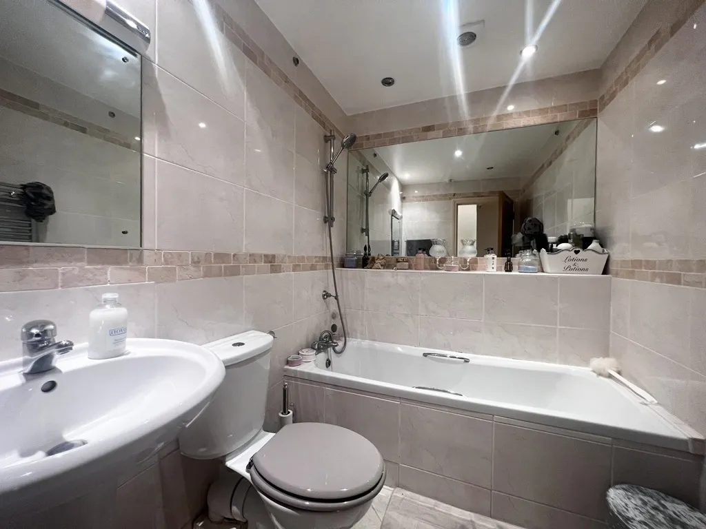 Compton Street, Eastbourne, BN21, photo 8