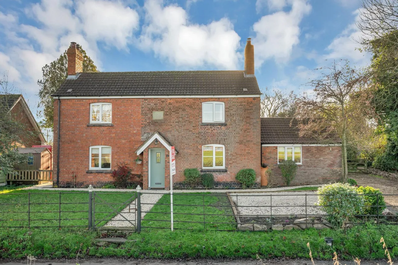 East Street, Rippingale, PE10, photo 11