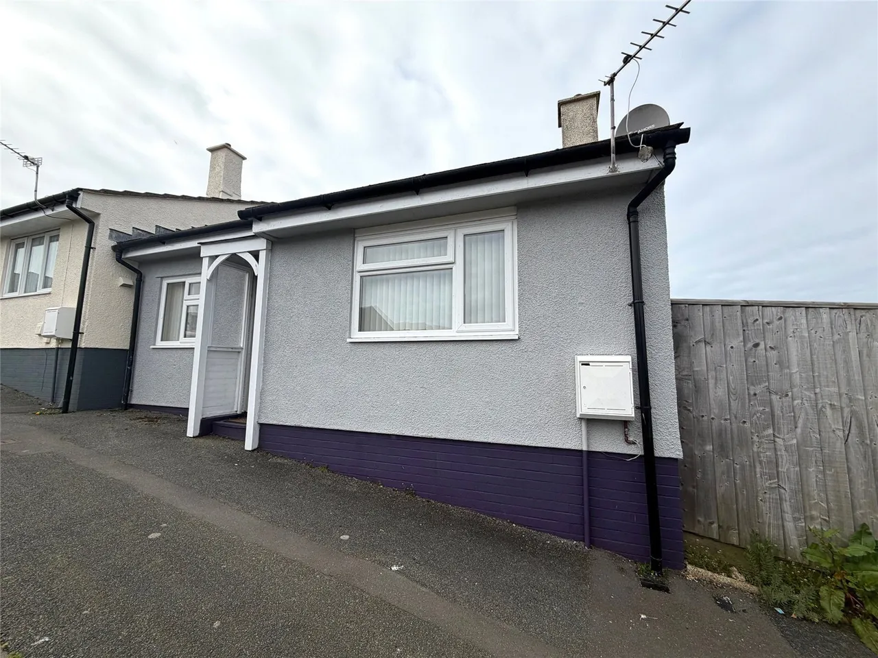 Heol Glyndwr, Fishguard, SA65, photo 18