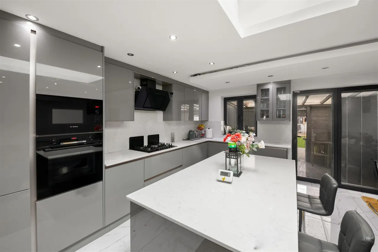 West Way, Hounslow, photo 6