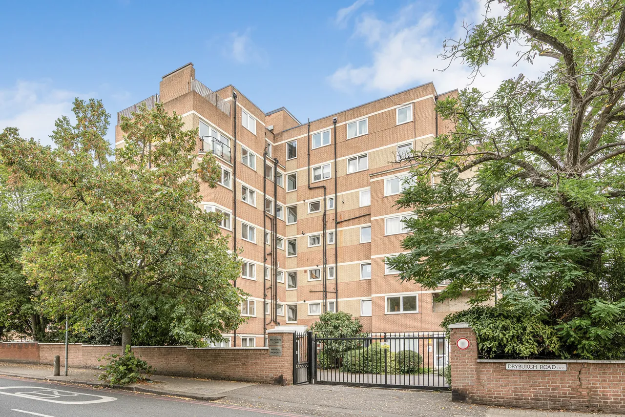 1 bed flat to rent, Upper Richmond Road, London, SW15