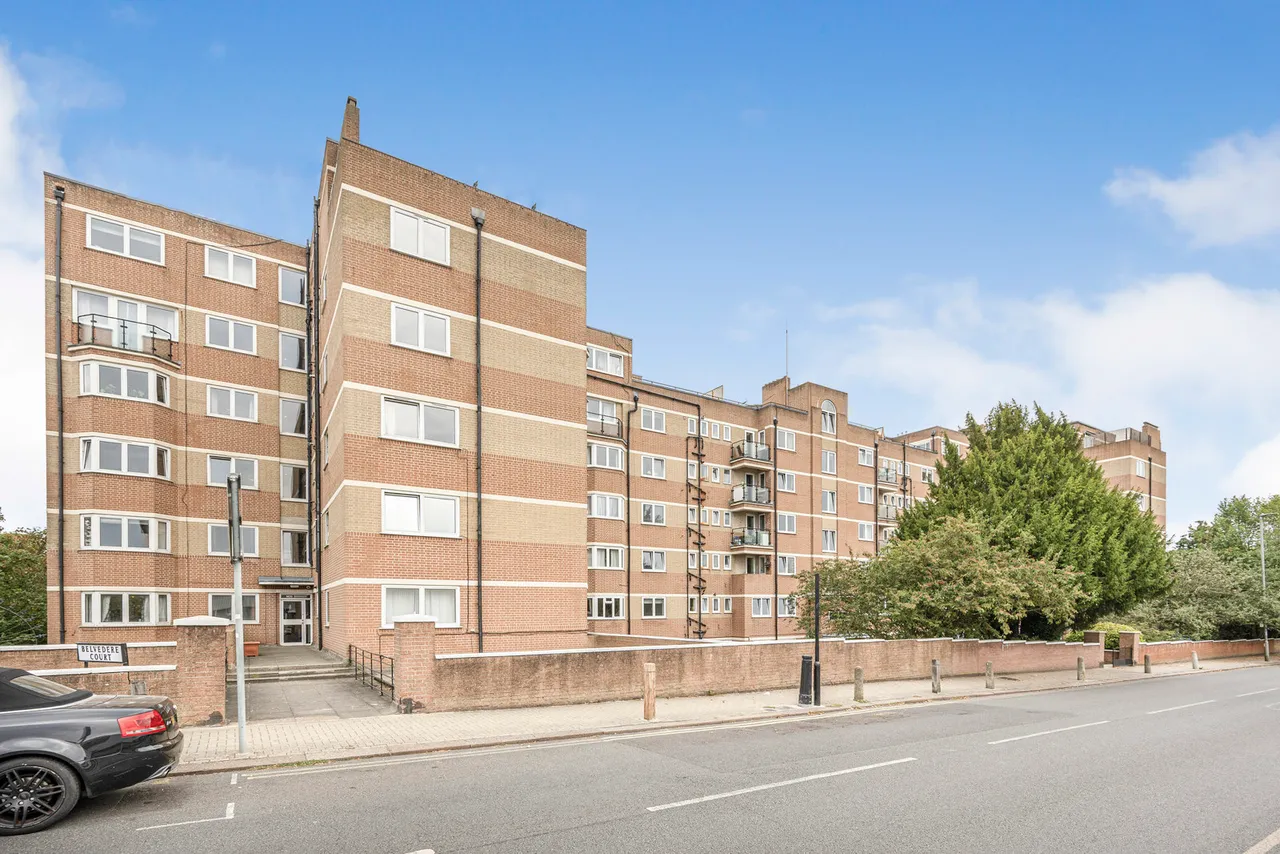 Upper Richmond Road, London, SW15, photo 8