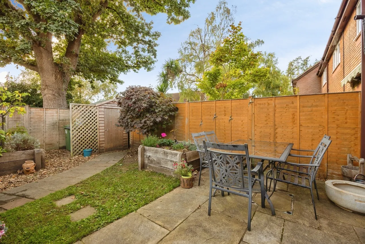 Blue Timbers Close, Bordon, GU35, photo 10