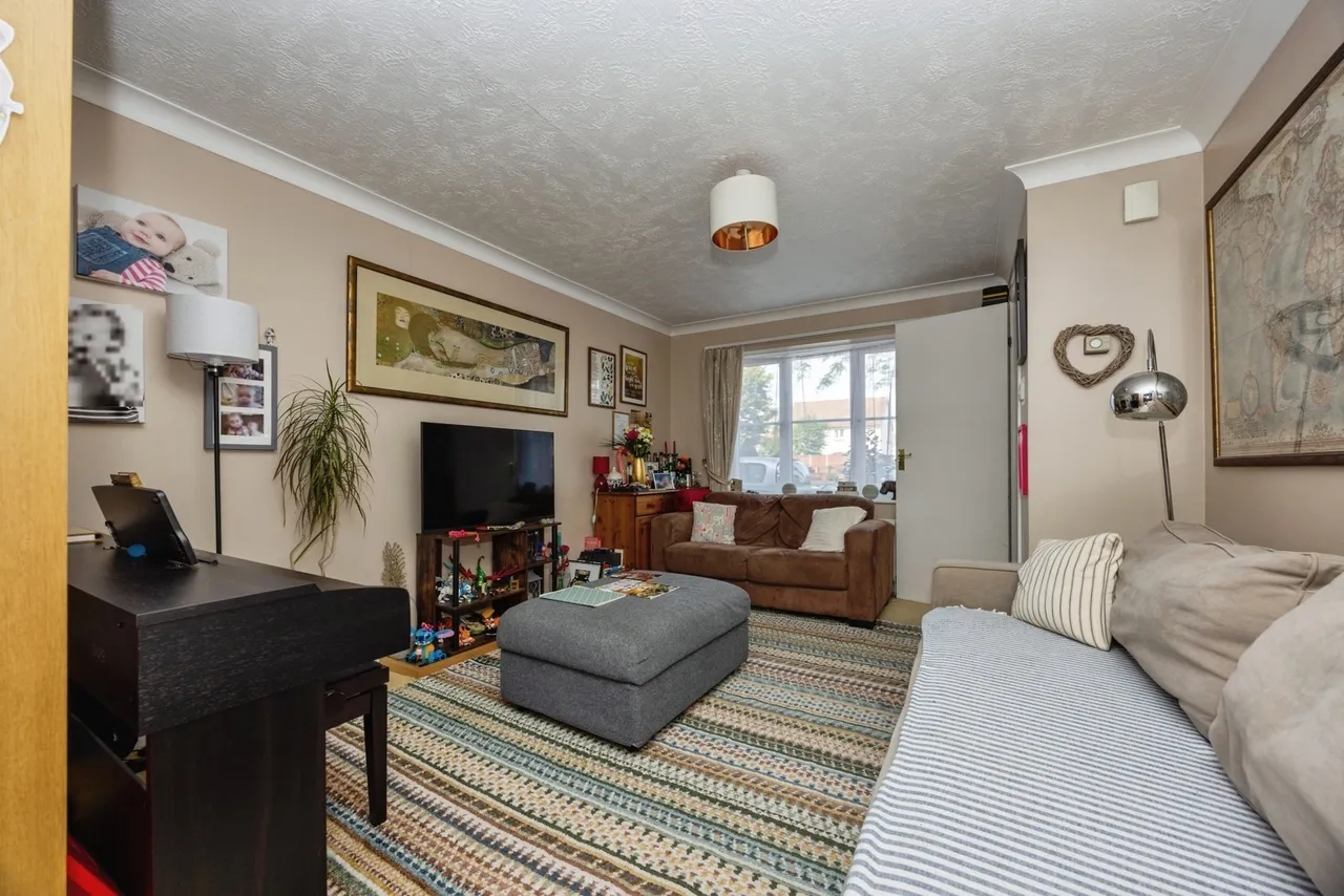 Blue Timbers Close, Bordon, GU35, photo 25