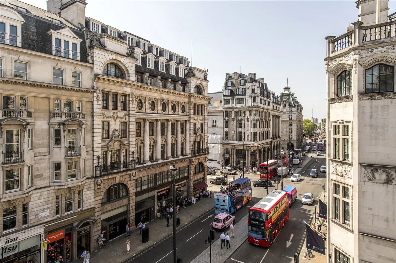 Old Bond Street, Mayfair, London, W1S, photo 4